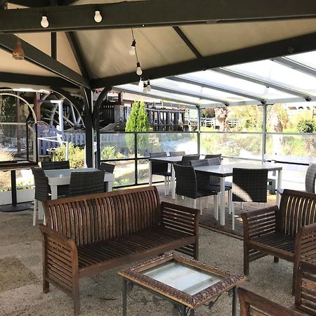 Logis - Hotel & Restaurant Moulin Des Forges Сент-Омер-ен-Шоссе Экстерьер фото