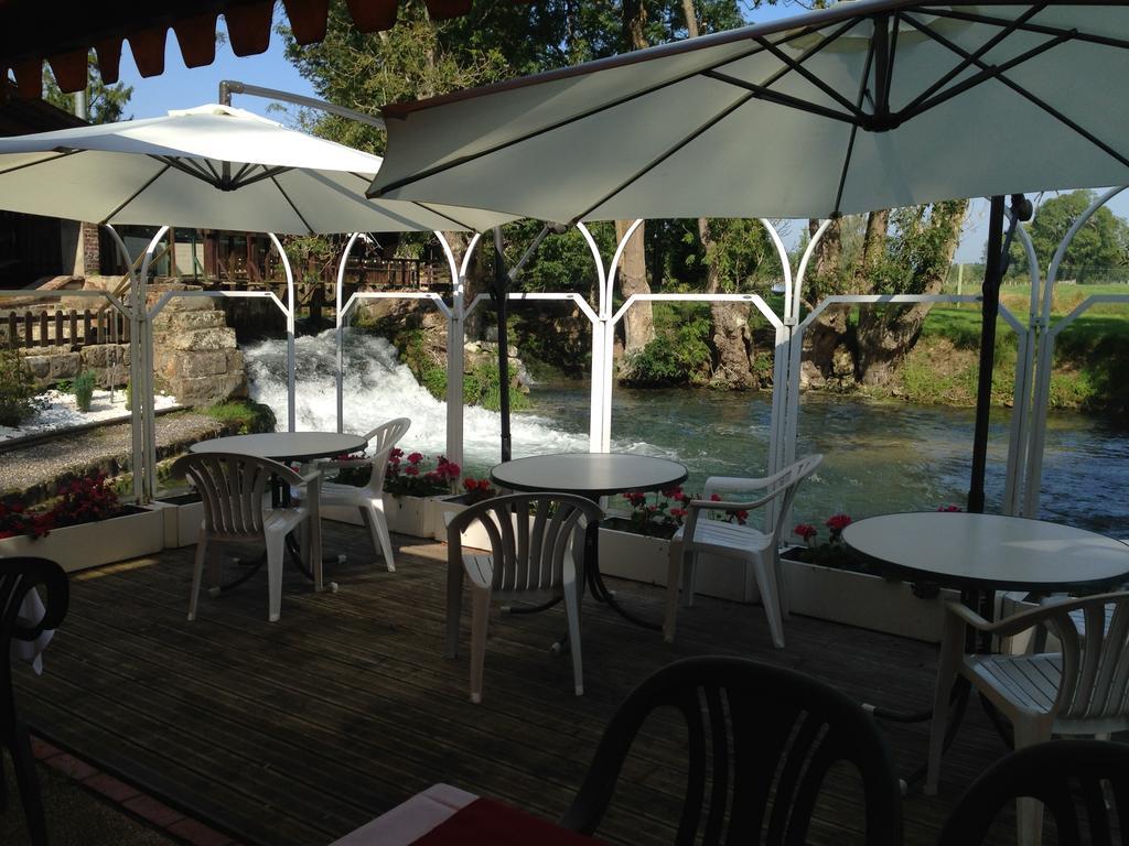 Logis - Hotel & Restaurant Moulin Des Forges Сент-Омер-ен-Шоссе Экстерьер фото