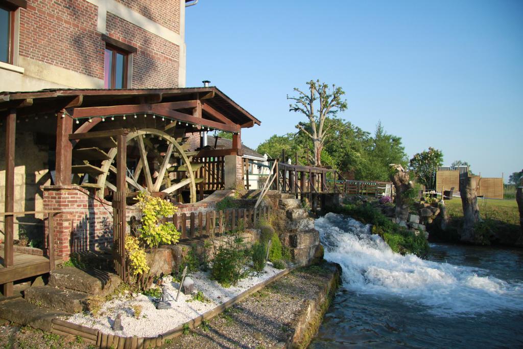 Logis - Hotel & Restaurant Moulin Des Forges Сент-Омер-ен-Шоссе Экстерьер фото