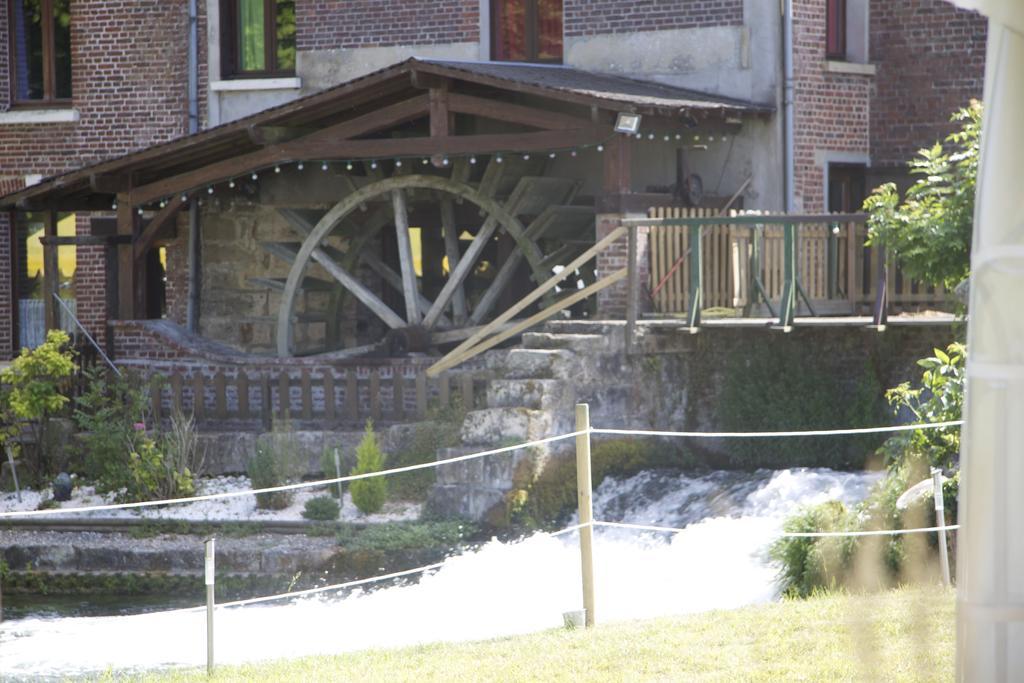 Logis - Hotel & Restaurant Moulin Des Forges Сент-Омер-ен-Шоссе Экстерьер фото