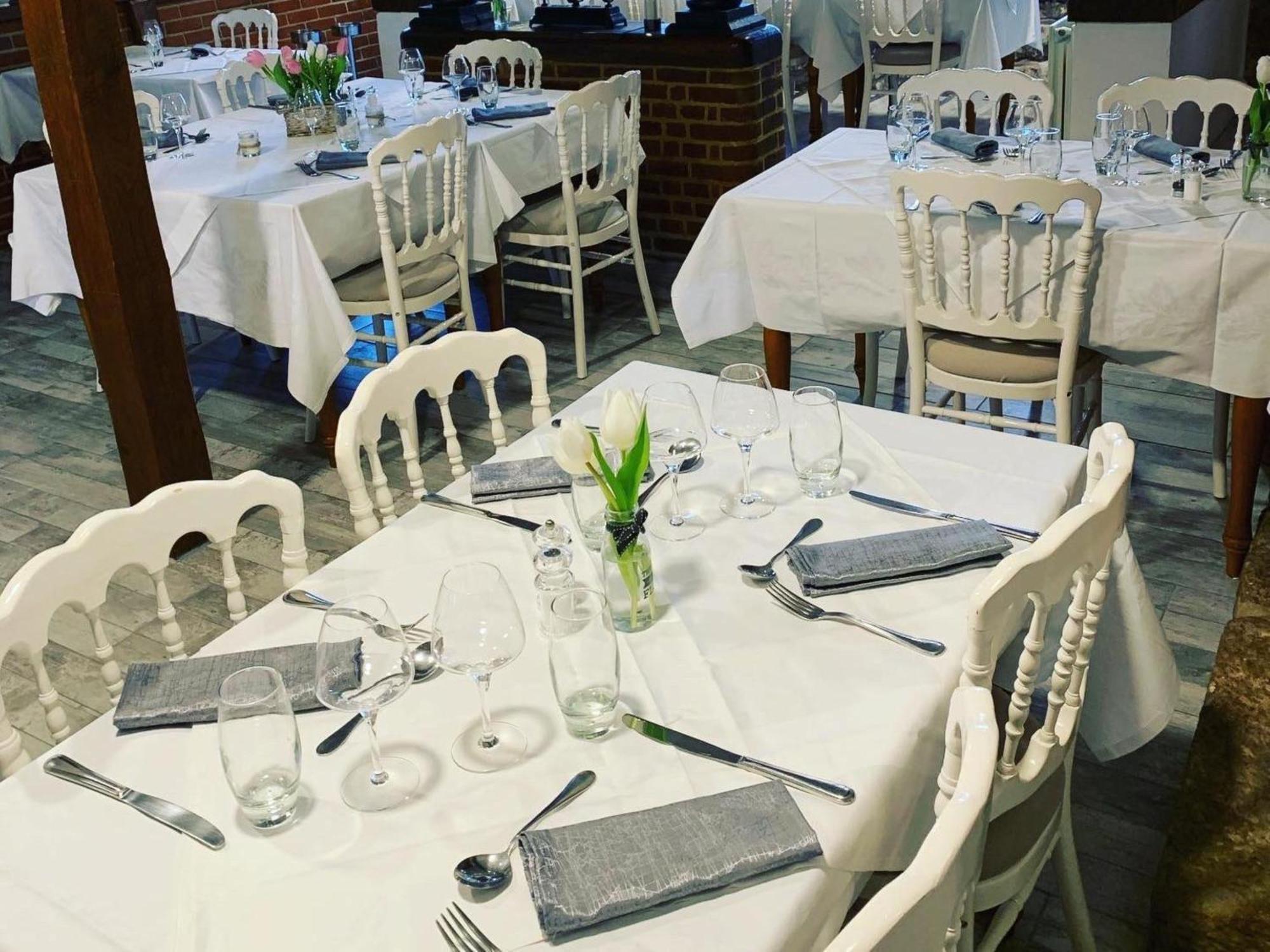 Logis - Hotel & Restaurant Moulin Des Forges Сент-Омер-ен-Шоссе Экстерьер фото